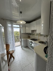 Продаж 2км квартири біля вокзалу