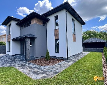 Киев, 1-я Озерная ул.