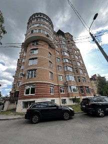 Продаж квартири у центрі міста за 850$ за квадрат