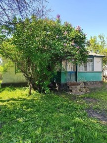 Продається невеликий будинок дача у с. Головурів
