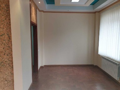 Здається в оренду офісне приміщення в м. Новояворівськ.