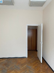 Київ, Дніпровський, Євгена Сверстюка, 23