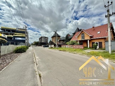 12 соток під комерцію | Гатне, вул. Інститутська | Будинок 208 м²