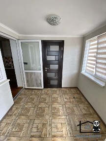 Продається частина будинку під ключ з меблями та технікою.