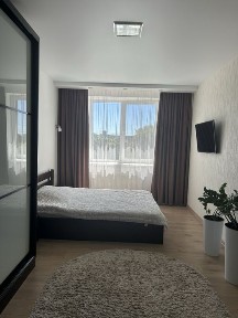 Продаж 2к вул Роксоляни новобудова