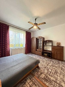 Продаж будинку в центрі міста