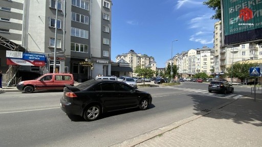 Оренда в центрі, вул. Пилипа Орлика