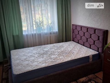 2-кімнатна квартира подобово 48 м², Воскресенська вул., 4