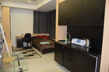 Центр мНаучная, рядом госпиталь, неотложка. Посуточно уютная квартира.