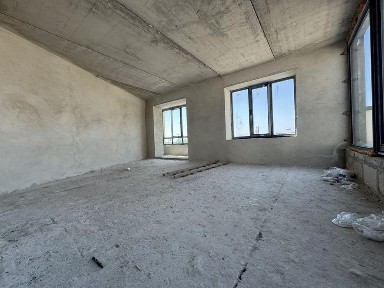 Продаж 3к в великою терасою