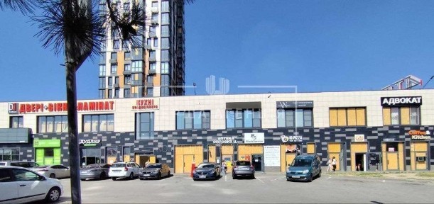 Продаж приміщення вул. Українська, біля АТБ