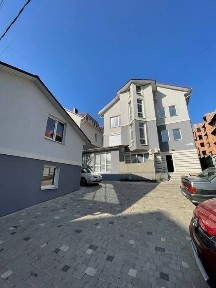 Продається 3кімн. Кухня студія вул. І.Мазепи Лесина