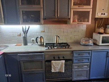 . Продаж великої, гарної 2-х кімнатної квартири у самому Центрі міста.