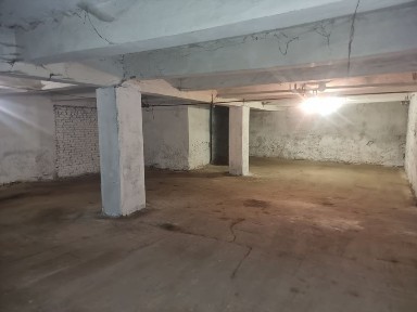 Оренда приміщення 460м² цокольний поверх