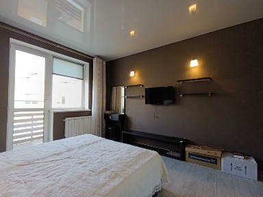 Продаж 3 кім. кв. з терасою на Грушевського 5 Святопетрівське