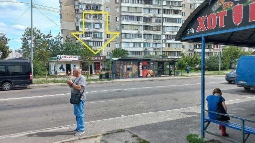 Оренда фасадного МАФу, вул. Драгоманова, Дарницький район. Без комісії