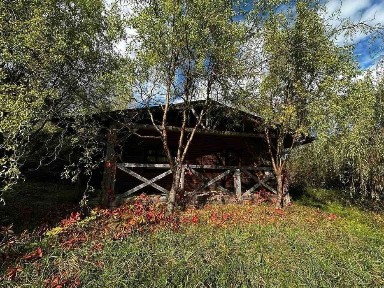 Продається сауна з жилим будинком в смт. Дубове