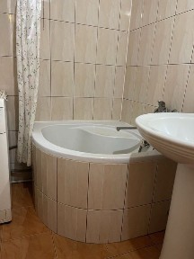 3 кімнатна квартира 1/5 поверх район Црб