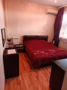 Продам 3 - комнатную квартиру роганский жилмассив