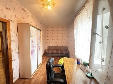 Продам 2 к кв ул. Вологодского Слобожанский Совхозная Сухомлинского