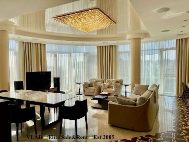 Мазепы 11б. ЖК <a href='/newbuilding/5868/view/zk-diamond-hill'>Diamond Hill</a>. 308 м2, Автор. дизайн! Вид: Днепр, Лавра