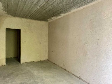 Студія 23 м² біля Бучанського парку з МІНІМАЛЬНИМ оформленням