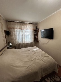 Продаз 3-ри кімнатна, Половки