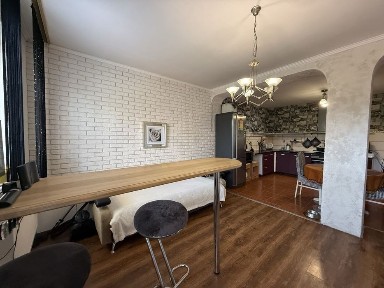 Продаж частини будинку 91,5м2