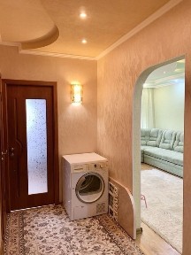 Продам 5-ти кімнатну квартиру з АО ДНС поруч з річкою