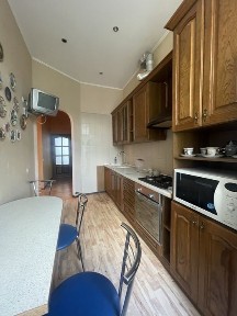 Продам 3х. ком. СТАЛИНКУ. проспект Университетский, 96 квартал