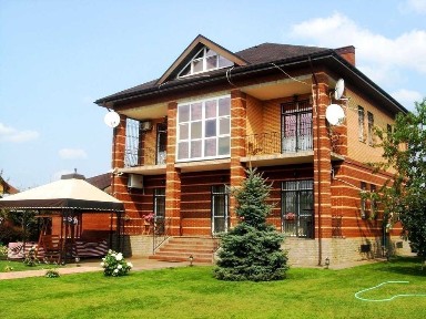 Осокорки, красивий маєток велика ділянка 50 соток, на березі затоки Дніпра, 500м, інвертор, котеджне містечко 1 шлюз