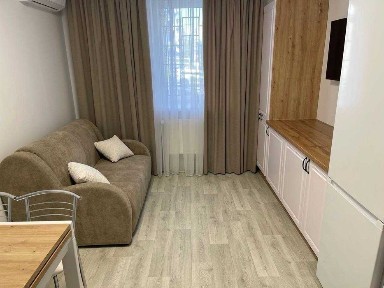 Продаю 3-кімнатну квартиру у новобудові