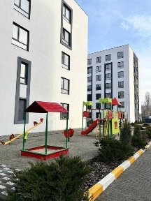 Власна квартира за 13 800 $ (ПОВНА ціна). Навпроти Бучанского парку.