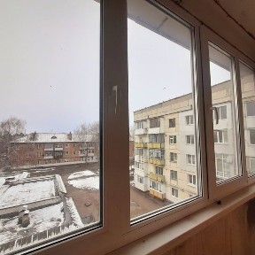 Продам 3-кімн. квартиру в Узині з автономним опаленням