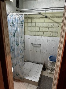 Продаж 2-х кімнатної квартири вул. Мрії 4 (Керченська)