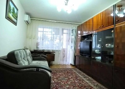 Продам 2к кв м. Армейская 3 мин пешком