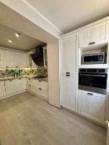 Продам трикімнатну квартиру в новобудові « Северная Звезда»