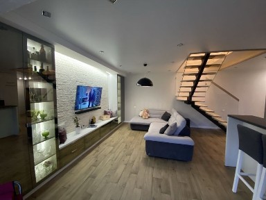 Дворівнева квартира в Обухові (90 м2)