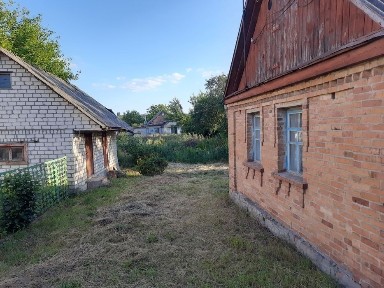 Продам цегляний будинок на 10 сотках земли ЖИТОМИР БОГУНИЯ