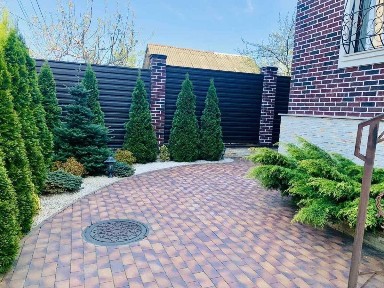 Киев, 70-я Садовая ул.