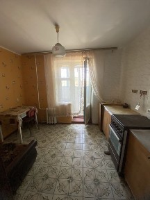 Продам 4-ком квартиру