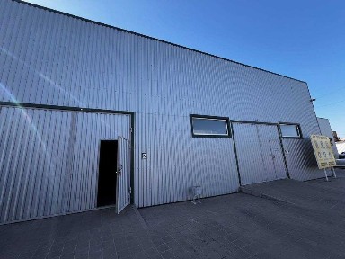Здається в оренду ряд складських приміщень в районі Літака