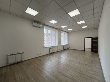 Киев, Глубочицкая ул., 17