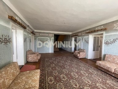 Продається будинок в селі Золотарьово