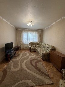 Продам квартиру Песочин