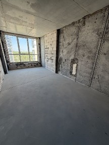 Трикімнатна в Центральному парку! Заселений будинок!