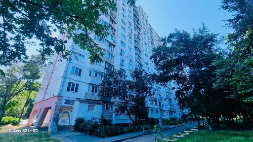 Киев, Полярная ул., 3