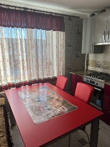 Здається подобово однокімнатна квартира в центрі міста з євроремонтом