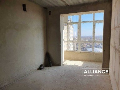 Центр міста! 2к квартира! Здана та готова до ремонту!
