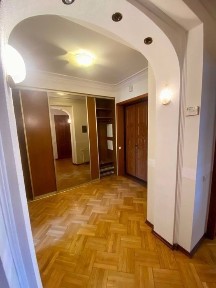 Розкішна квартира на Банковій 2 поверх